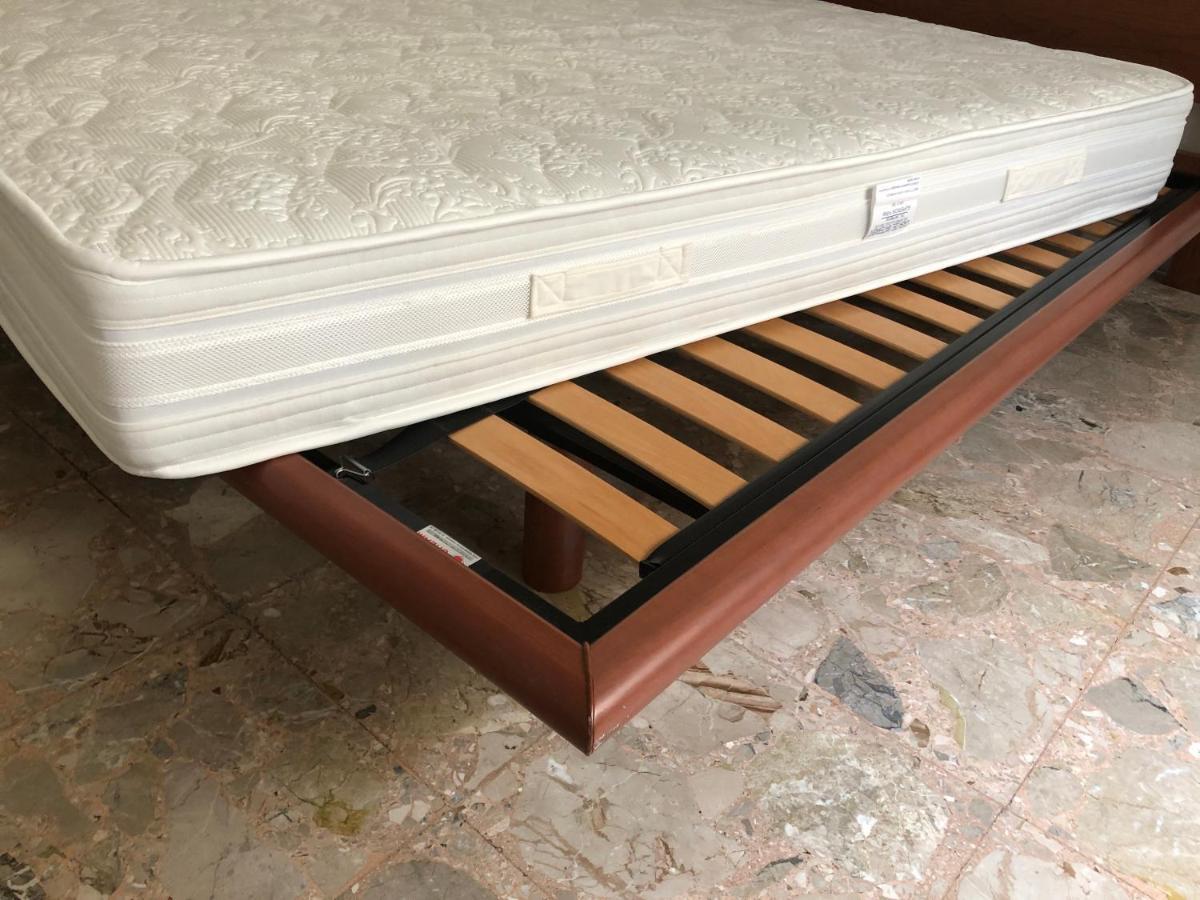 Questa Casa Non E Un Albergo Ciu-Atr 9390-9 Róma Kültér fotó