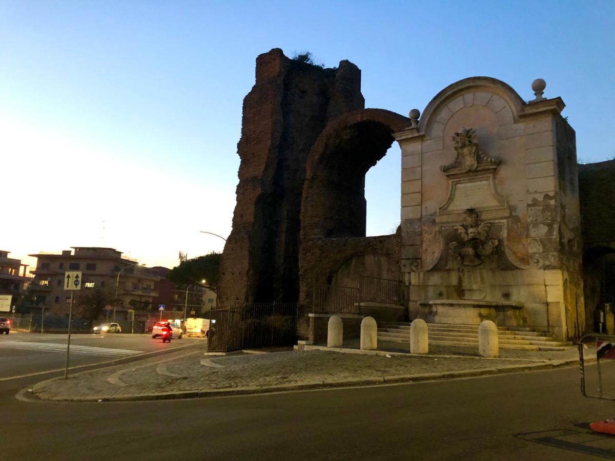 Questa Casa Non E Un Albergo Ciu-Atr 9390-9 Róma Kültér fotó